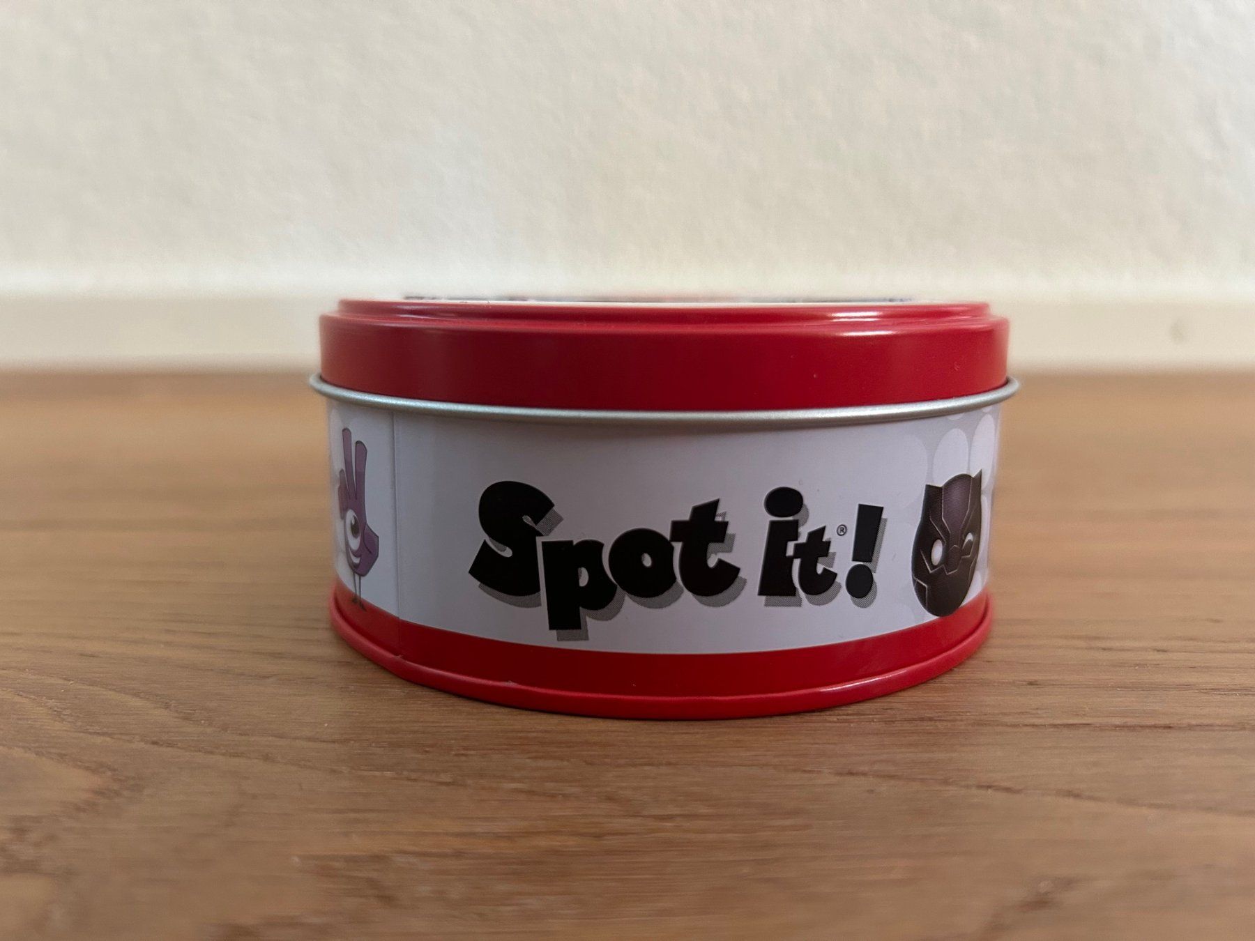 Spiele: Dobble- Spiel "Spot it" MARVEL – Gebraucht aus Grub AR von DukeStatham 1
