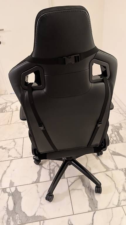 Noblechairs Chaises: Nobel Gamingstuhl – D'occasion à Maisprach par mic_dzp6 1