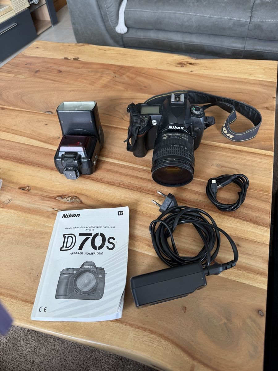 Nikon Kamera: Nikon DS 70 – Gebraucht aus Botyre (Ayent) von Claude-EvelyneS 2