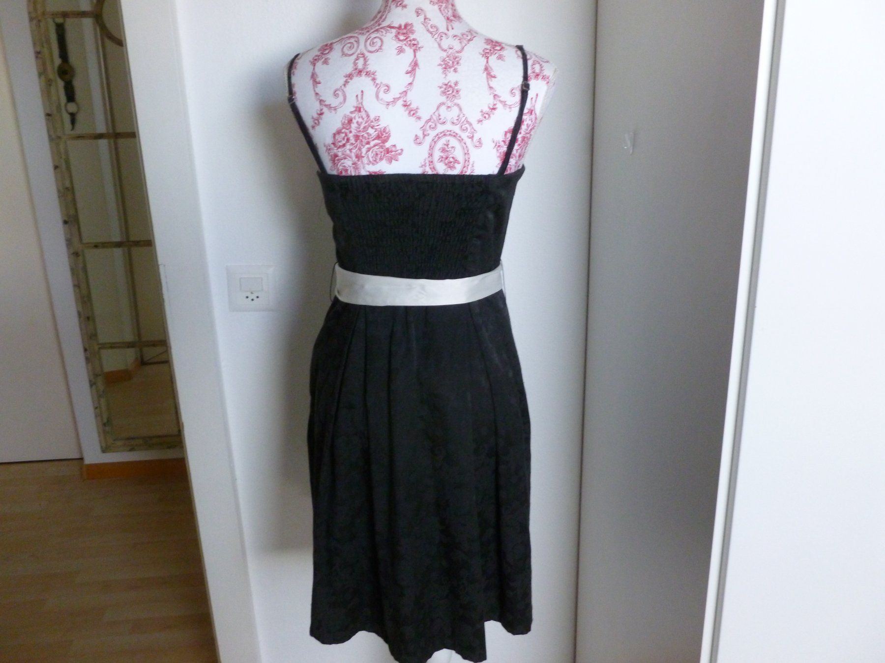 Robes: Kleid – D'occasion à Arlesheim par Jadur 3