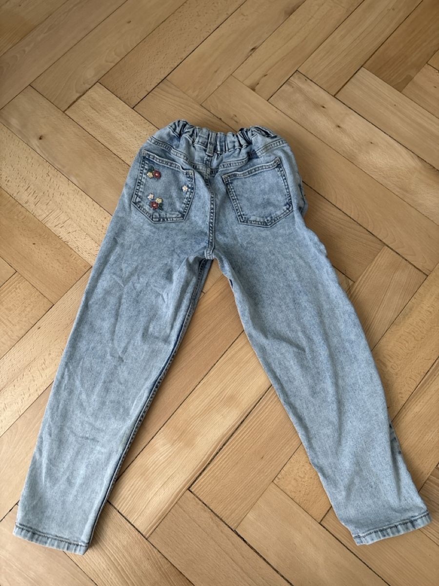 C&A Pantaloni: Jeans ajustable fille taille 134 – Usato da La Chaux-de-Fonds venduto da tuoro25 1