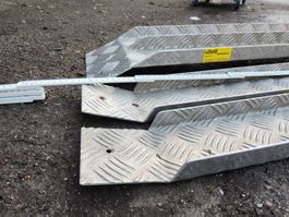 4x lange VITELLI Schiene / Rampe für Velo / Kinderwagen