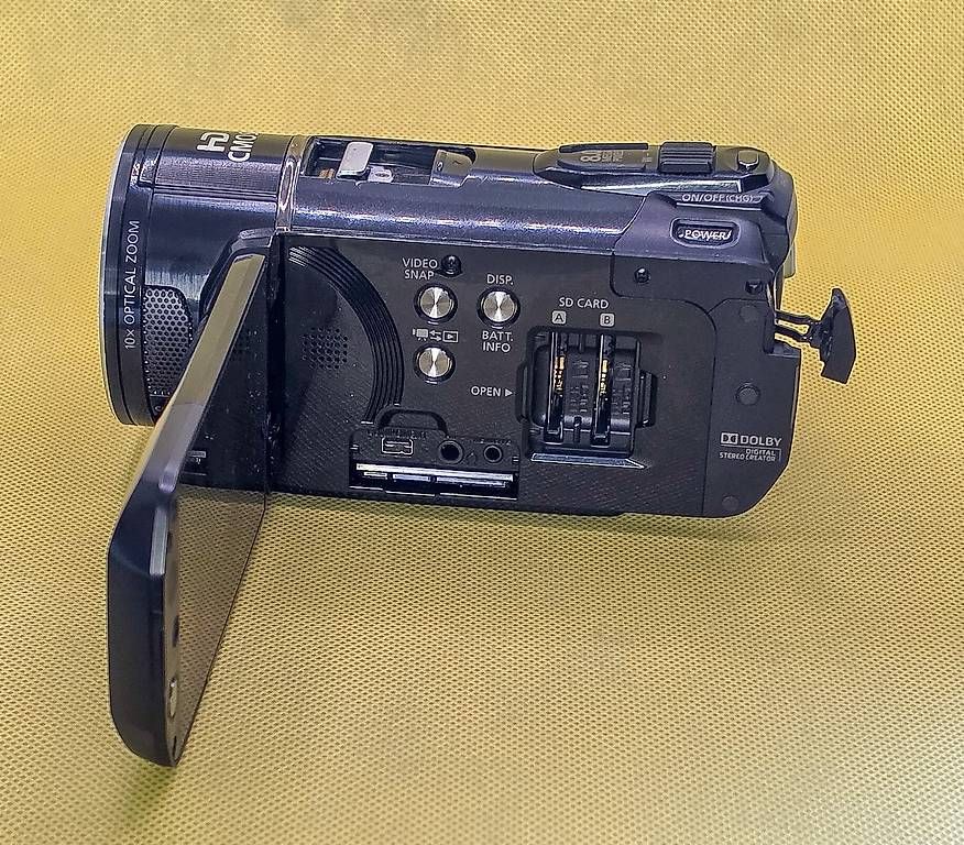 Caméscopes: Canon Legria HFS200 mit Rode Micro – D'occasion à Effretikon par lilli5005 2