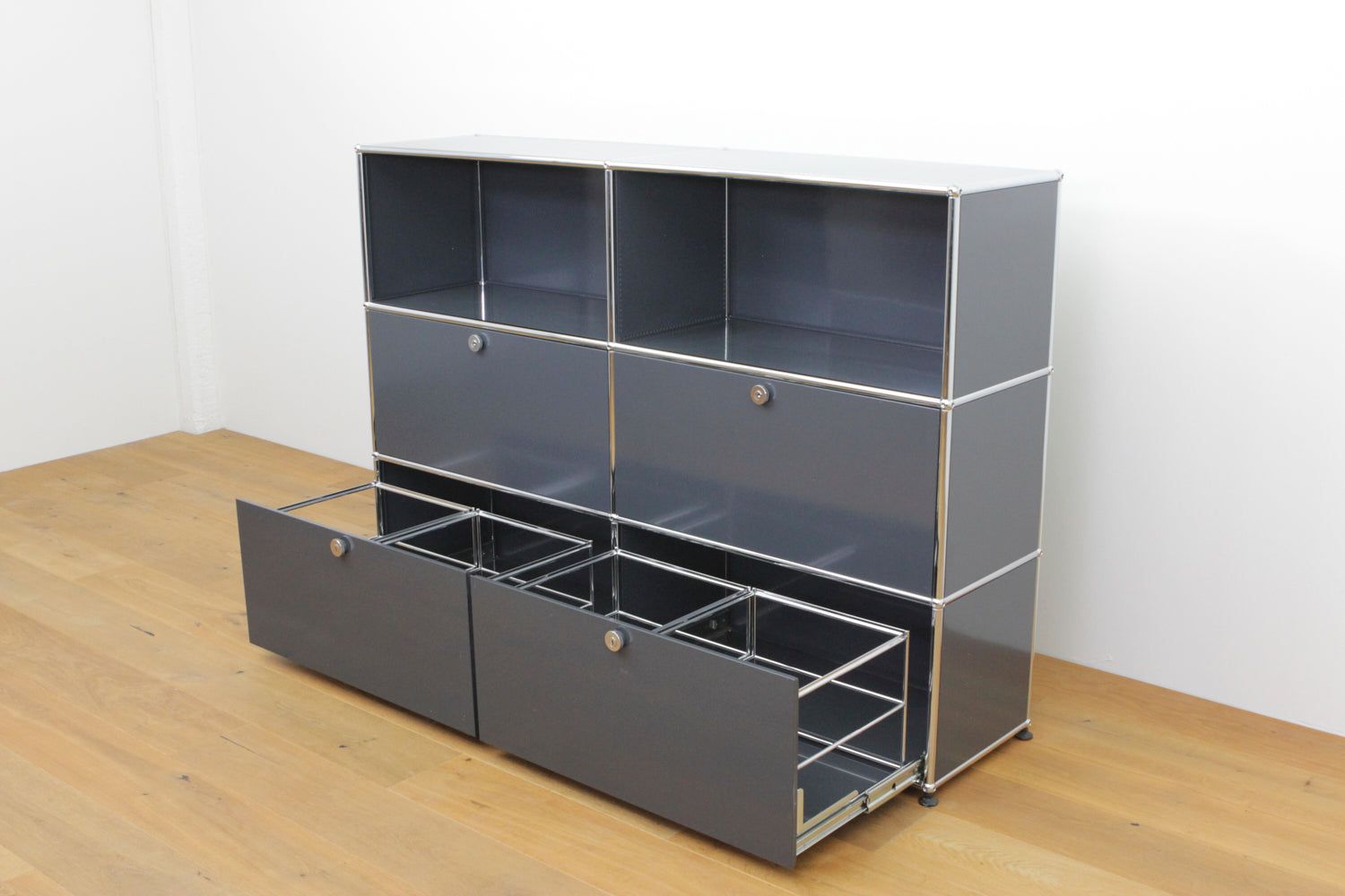 Scaffali: USM Highboard used #1008 – Usato da Affoltern am Albis venduto da Zapro 2
