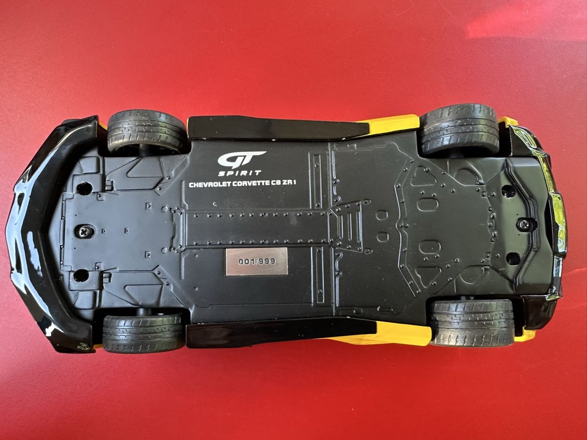 Chevrolet Modellini d'auto: Chevrolet Corvette C8 ZR1 1:18 – Usato da Ueken venduto da crxundevo8 8