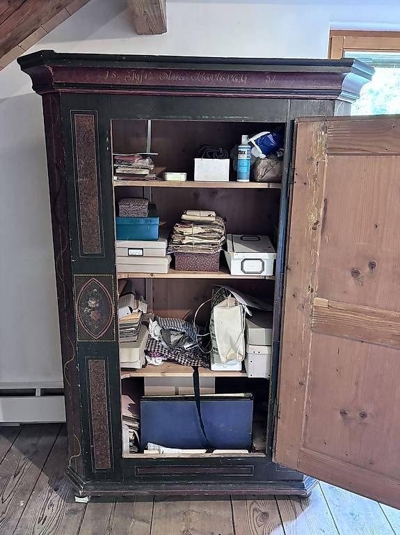 Schränke: Antiker Schrank mit Bauernmalerei – Gebraucht aus Winterthur von Musikmamsell 4