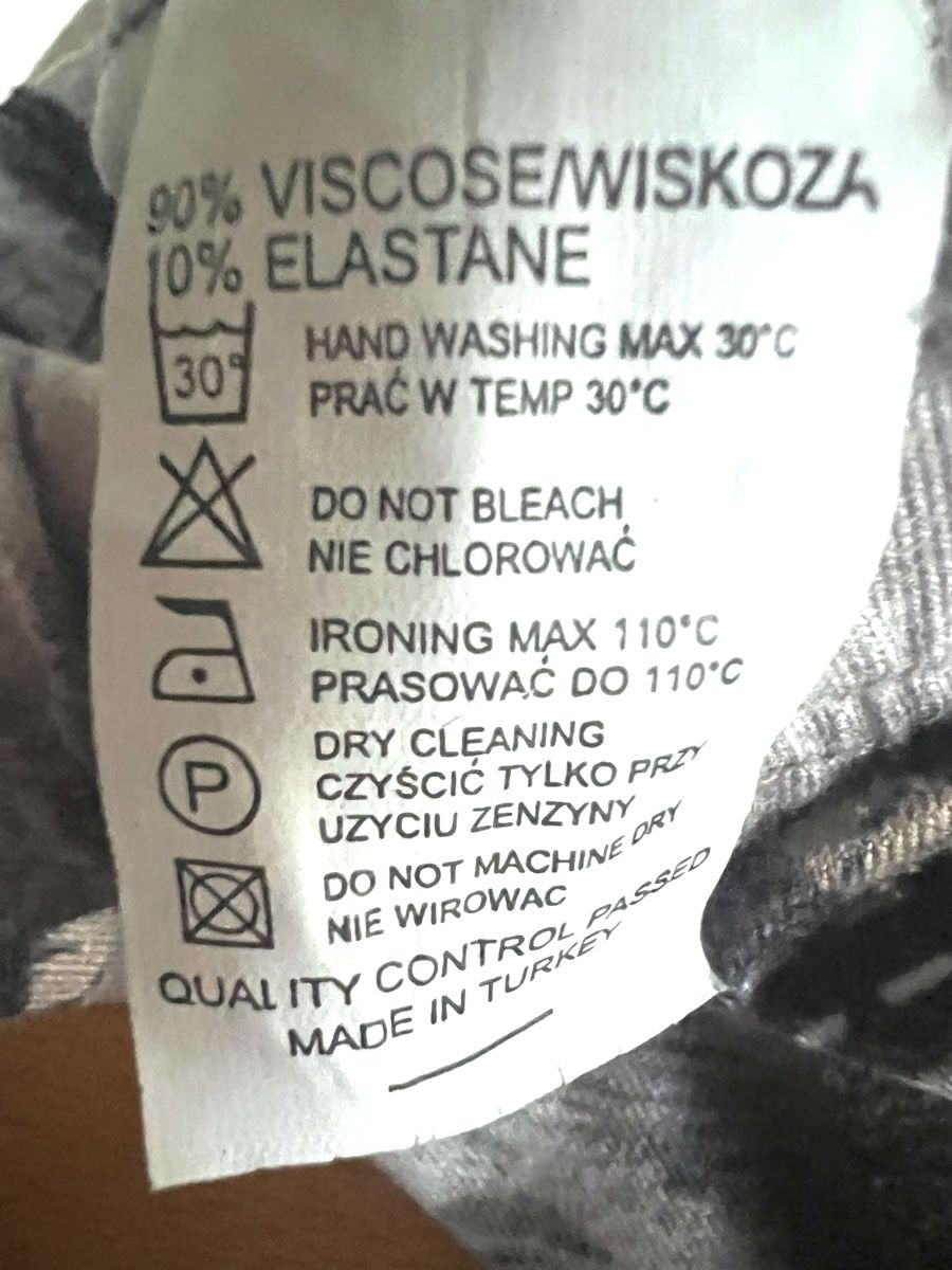 Leggings: Leggings imprimé léopard, taille L neuf – Nuovo (secondo la descrizione) da Porrentruy venduto da SYANKA 5