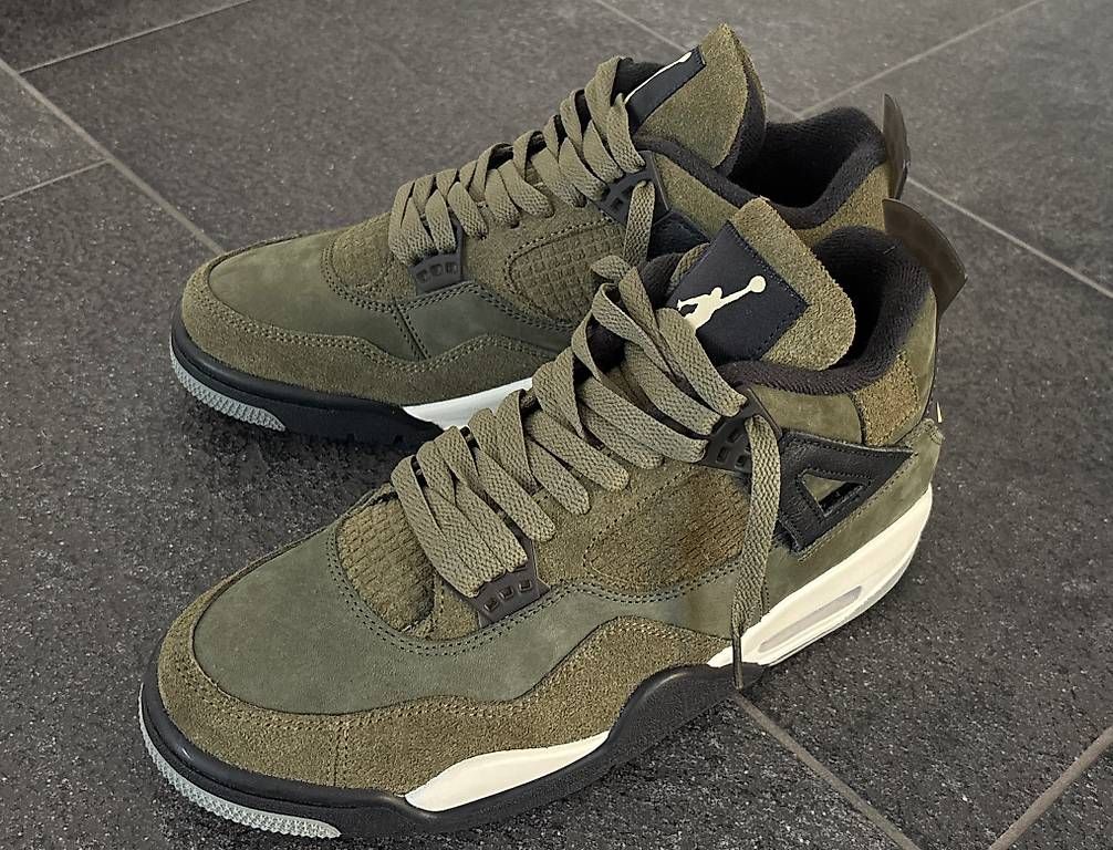 Herrenschuhe: Air Jordan 4 Grösse 41 Neu! – Gebraucht aus Villigen von 28Nora82