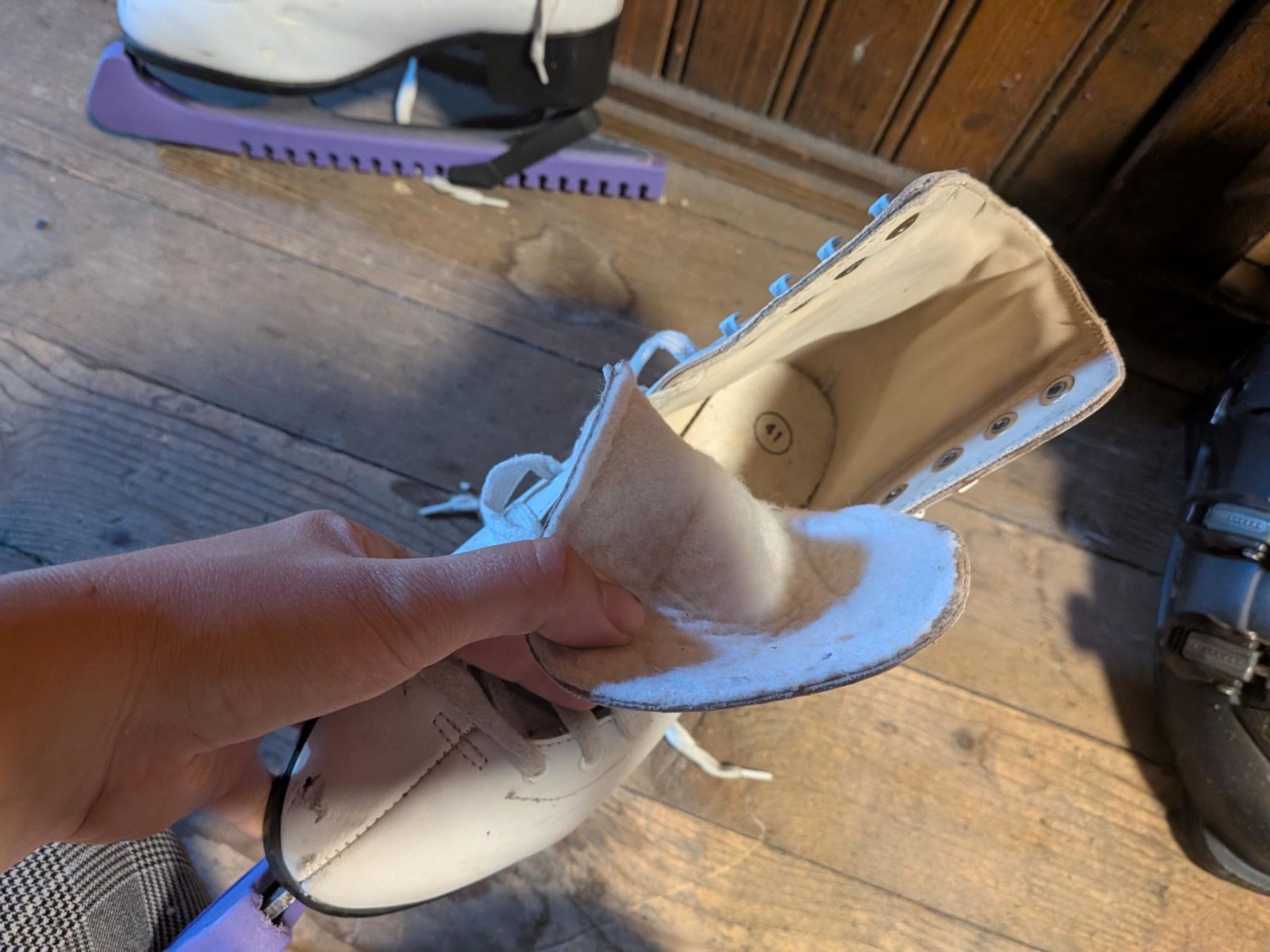 Pattini da ghiaccio: Schlittschuhe Graf Villars Grösse 41 – Usato da Bern venduto da sut_5f9k 2