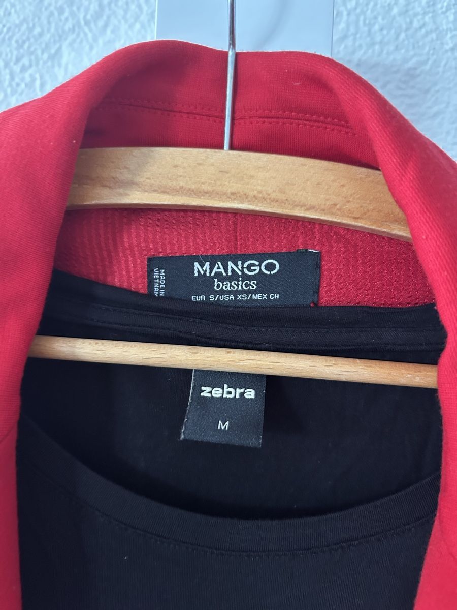 Mango Anzüge & Kostüme: Roter Mango Blazer, Gr. S neuwertig + Kleid, Gr. M – Gebraucht aus St. Gallen von jojan 1