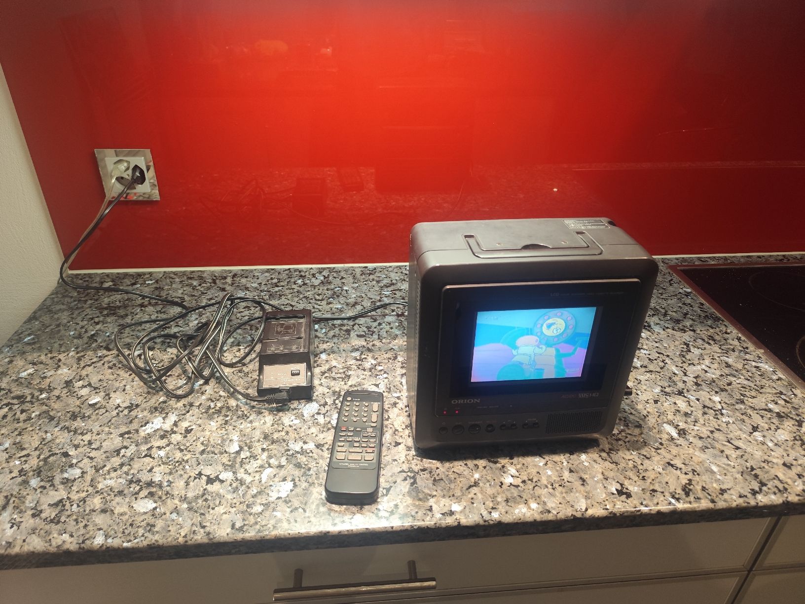 Orion Televisori: ORION Combi LCD 650 mit Fernbedienung – Usato da Bad Ragaz venduto da manu.ko 1
