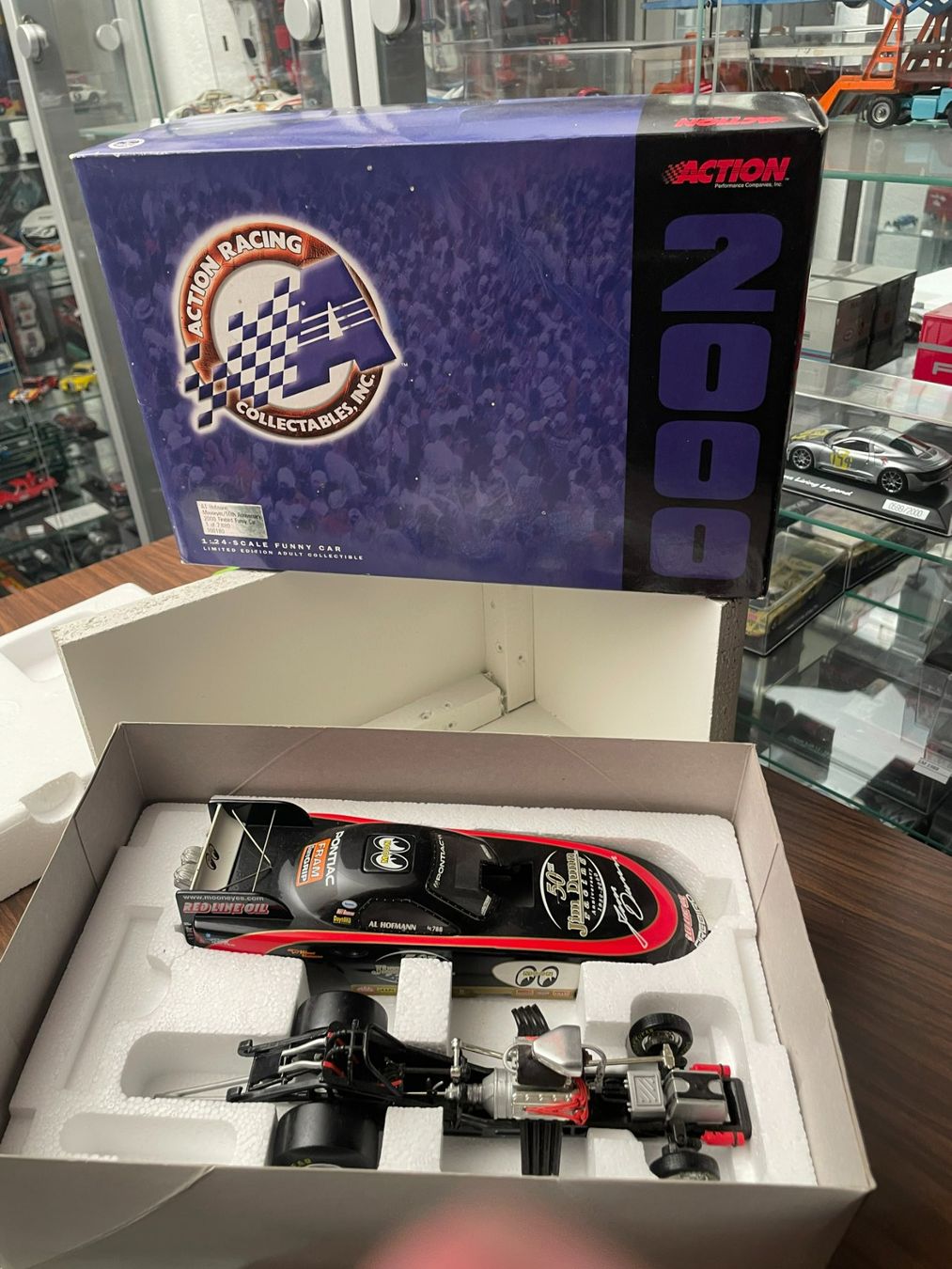 Modellautos: Dragster Mooneyes Hofmann 1:24 – Neu und originalverpackt aus Wohlen AG von Erelpowerline