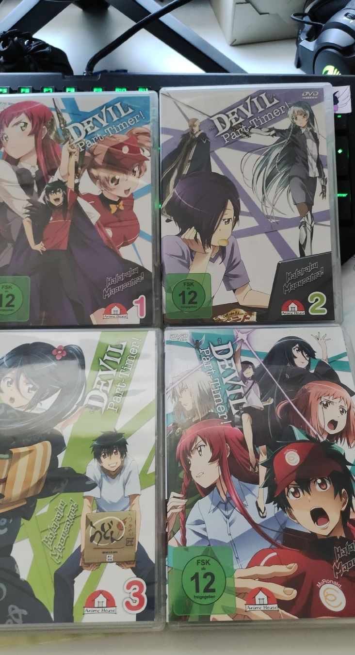 Tutti i DVDs: The Devil is a Part-Timer! DVD Anime Sammlung, 1-4  – Usato da Turbenthal venduto da NerdHeaven
