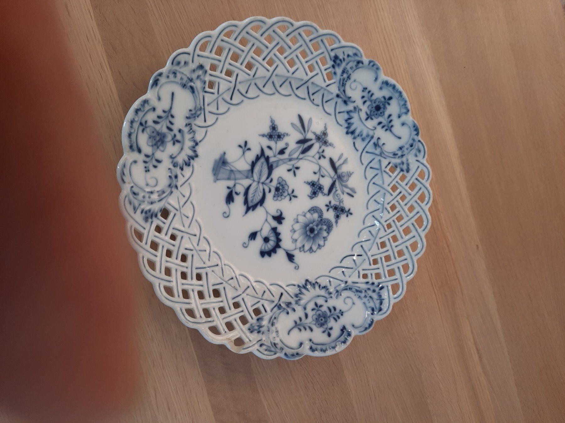 Piatti: Zwiebelmuster Servierteller Meissen – Usato da Bern venduto da seraina54