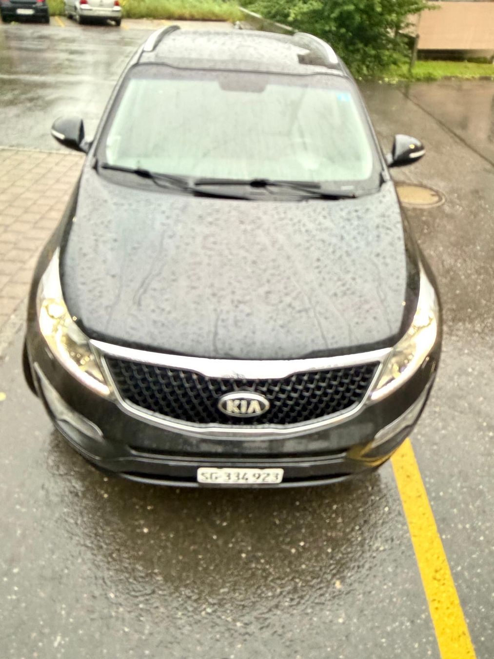 Kia Automobili: Kia Sportage, Top Zustand – Usato da Baar venduto da abistyler