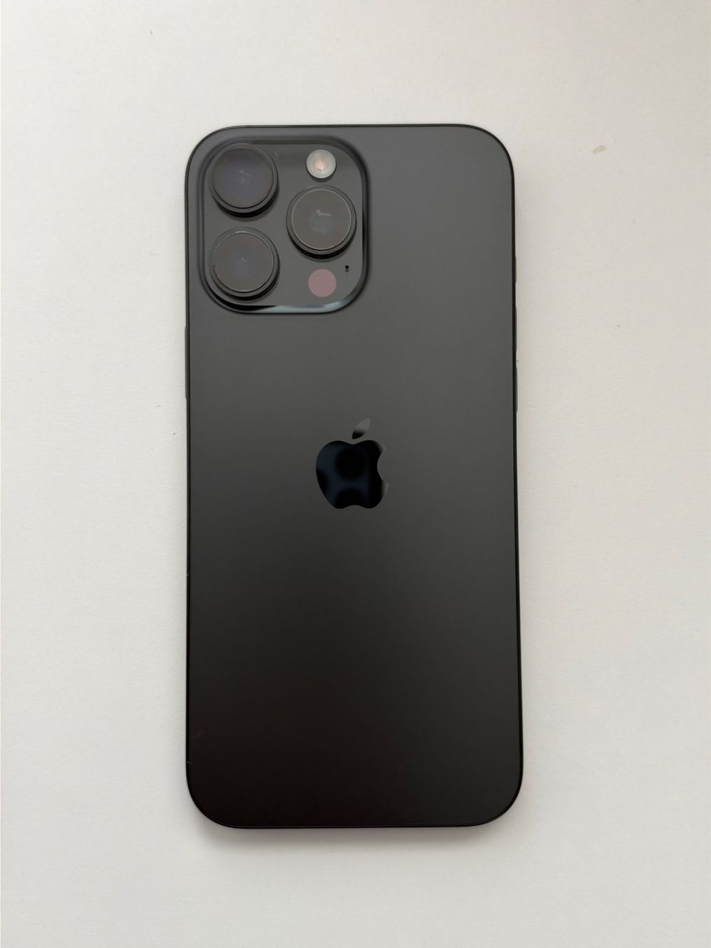 Apple Portables: iPhone 16 Pro Max – D'occasion à Eglisau par hukewa 2