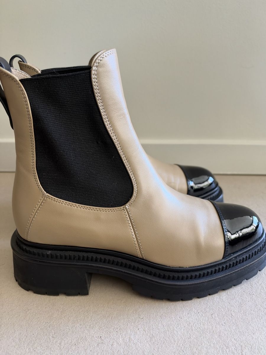 Chanel Scarpe da donna: Chanel leather ankle boots size 37 – Nuovo (secondo la descrizione) da Cologny venduto da sab_xh7v 1