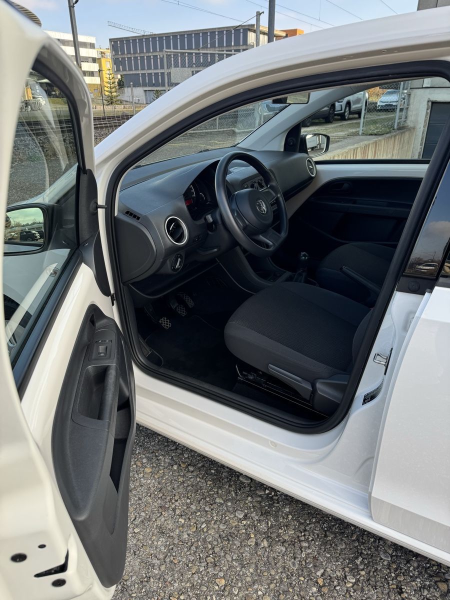 VW Autos: VW UP 1.0 BTM 44kW – D'occasion à Hombrechtikon par UHR-Macher 3