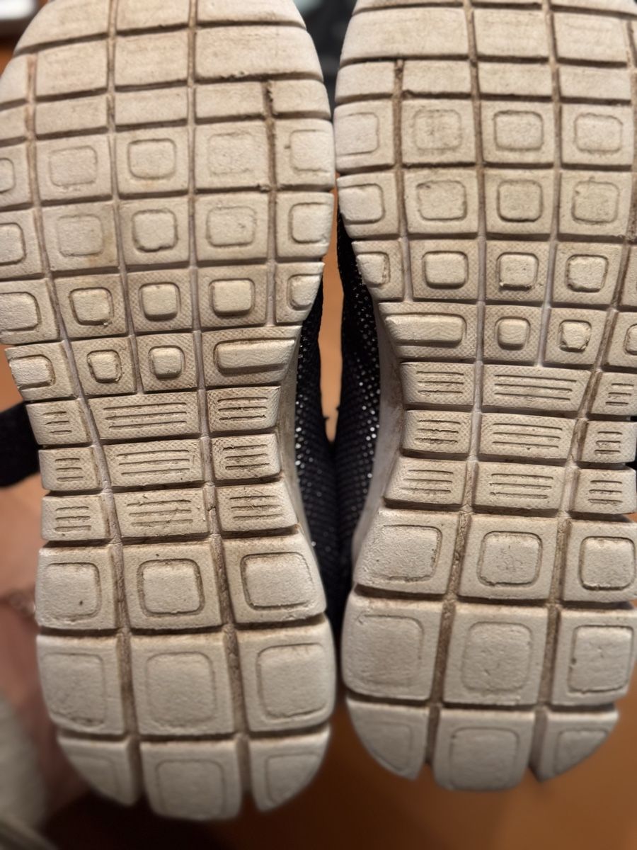 Dosenbach Scarpe per ragazze: Mädchen Turnschuhe 33 – Usato da Wädenswil venduto da dorodi 1