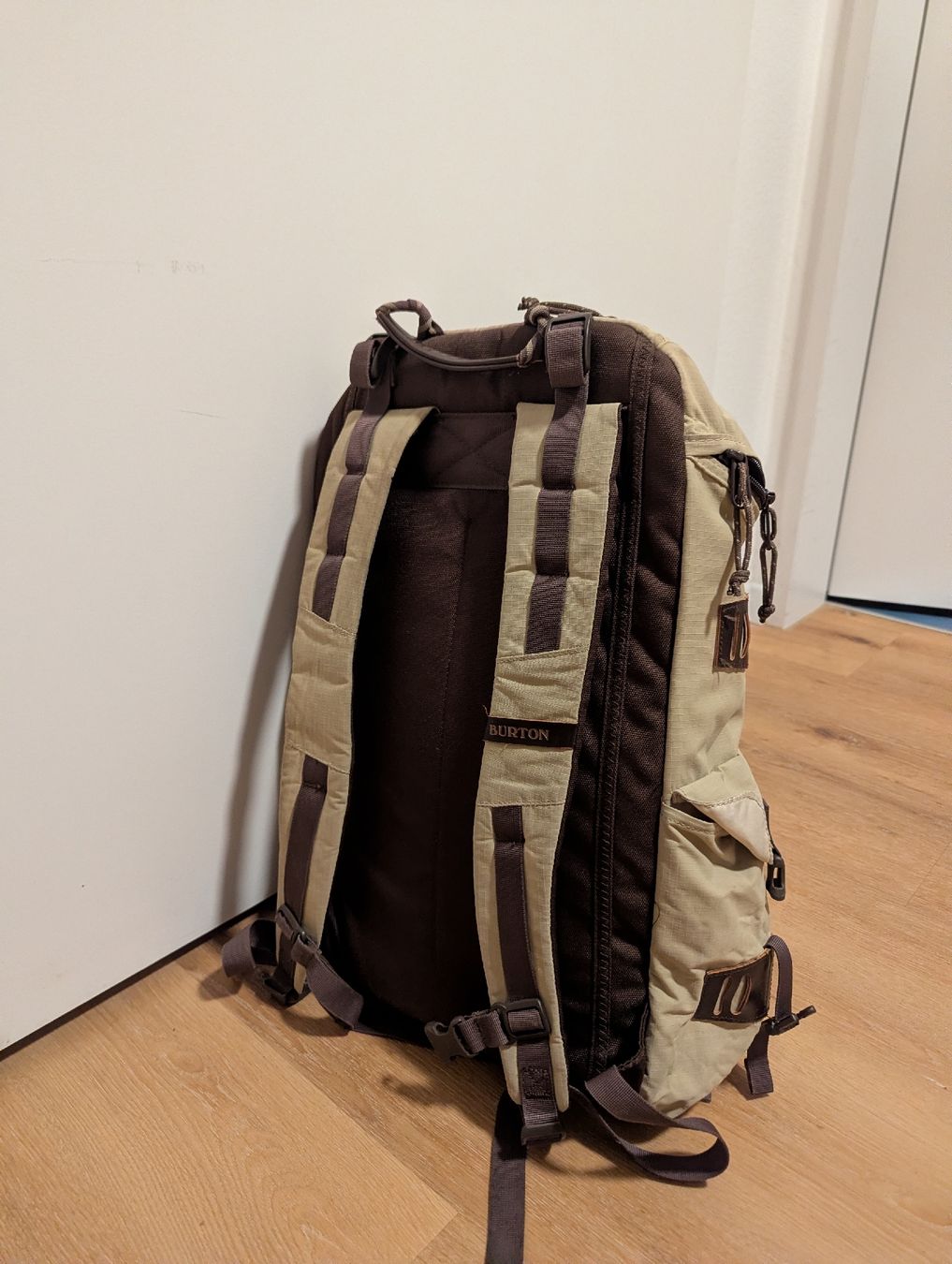 Burton Zaini: Burton Rucksack – Usato da Zürich venduto da shedlo 3