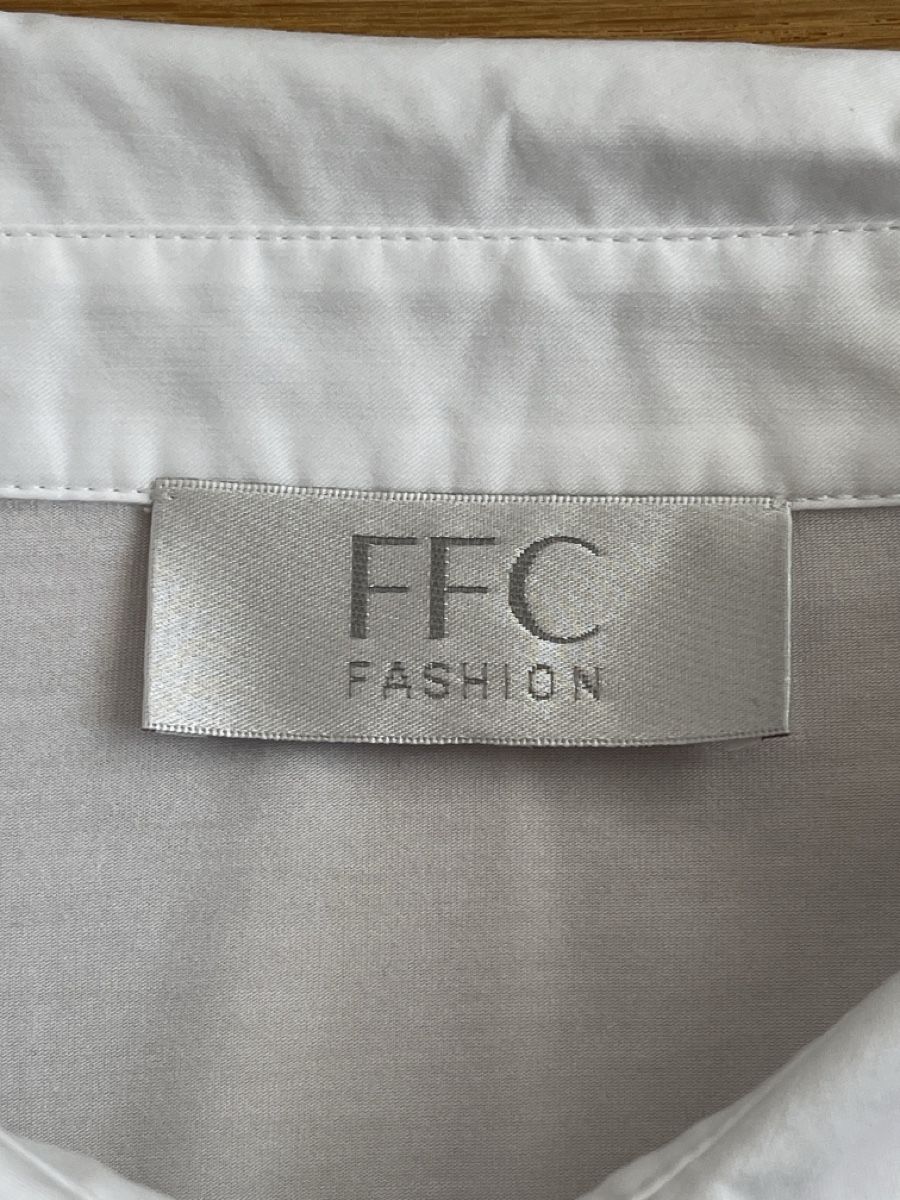 Blusen: Hemdbluse FFC Grösse 38 Weiss neuwertig – Gebraucht aus Zürich von Kleanthy 2