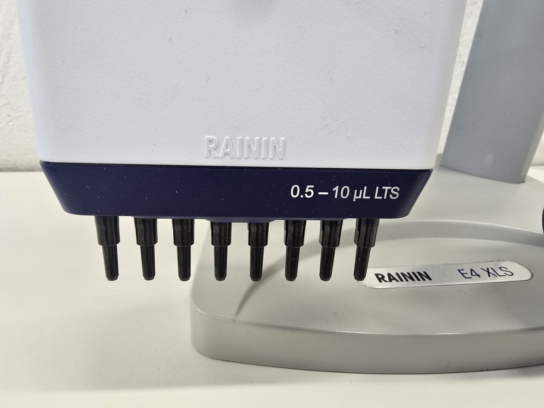 Mettler Toledo Misurare: Rainin E4 XLS LTS 3er Pipetten Set mit Station – Usato da Niederdorf venduto da LeptonAG_Labor 4