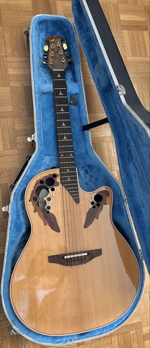 Ovation Strumenti musicali: Ovation Gitarre mit Koffer - Top Zustand – Nuovo (secondo la descrizione) da Zürich venduto da bopeja 4