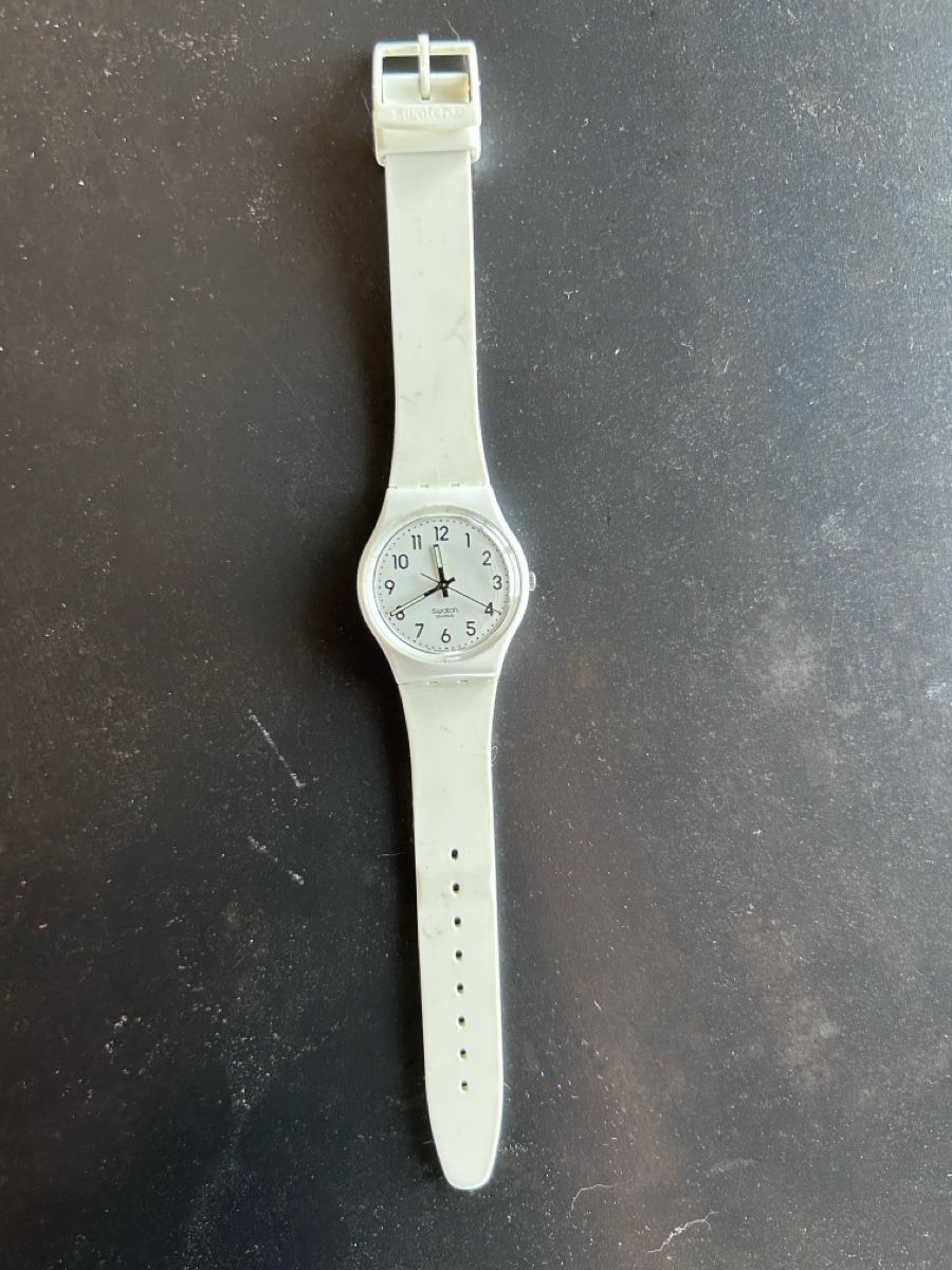 Swatch Orologi:  Swatch Watch - Classic White Design, Swiss Made – Nuovo (secondo la descrizione) da Lutry venduto da pau_p8pm