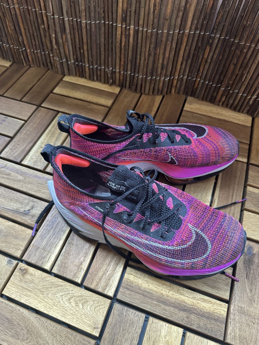 Nike Herrenschuhe: Nike Alphafly Grösse 42.5 gebraucht – Gebraucht aus Biel/Bienne von UmutCan37