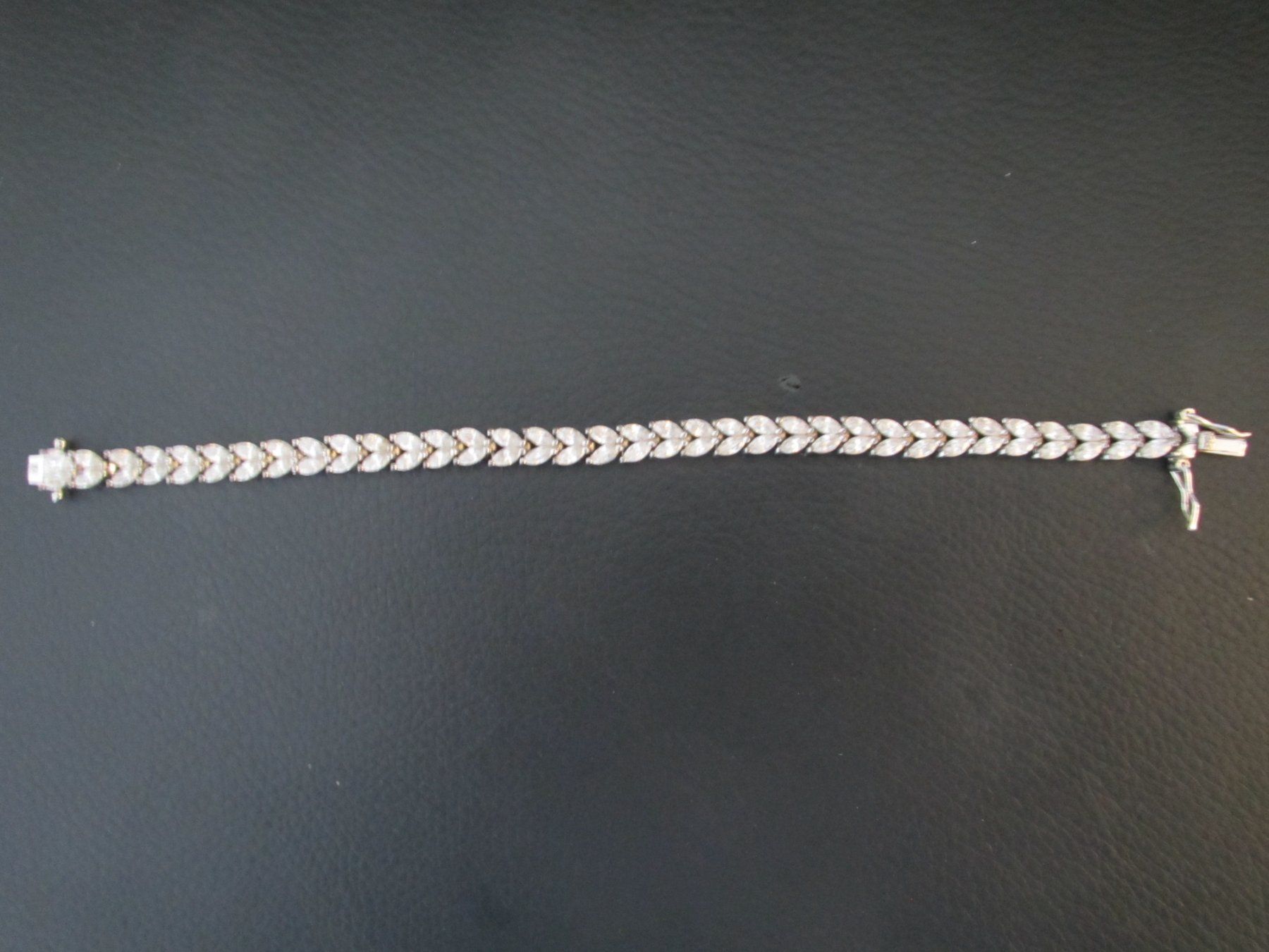 Armbänder & -reifen: ARMBAND SILBER – Gebraucht aus Zumikon von Gung