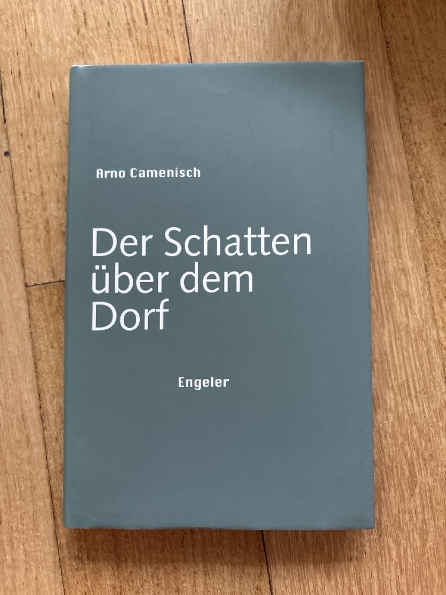 Bücher: der Schatten über dem Dorf – Gebraucht aus Bern von jan_nn8m