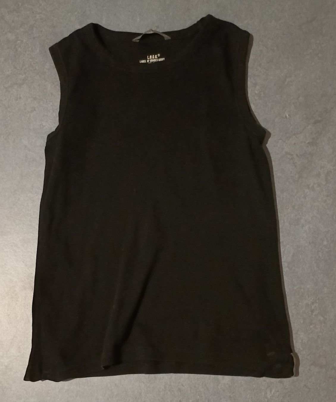 H&M Hemden, T-Shirts & Polos: Shirt ärmellos Gr. 146/152 schwarz – Gebraucht aus Entlebuch von Waldschratt65