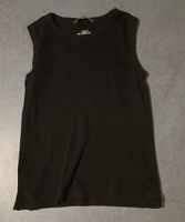 Shirt ärmellos Gr. 146/152 schwarz