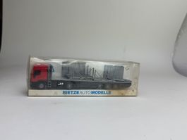 HR- Rietze IVECO Sattelzug mit Ladung