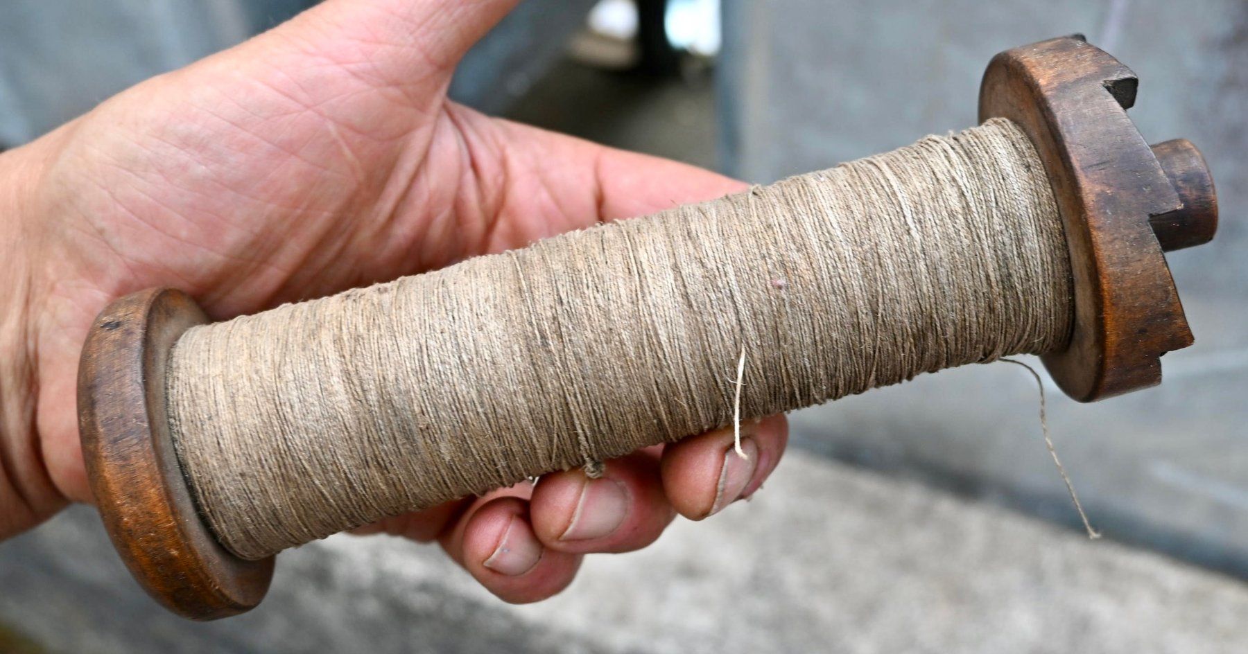 Articles en bois: antike Industrie Holzspule mit Garn Länge 17cm – D'occasion à Pfaffhausen par mono_rec 6