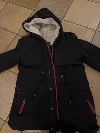 We love furs: warme Winterjacke S