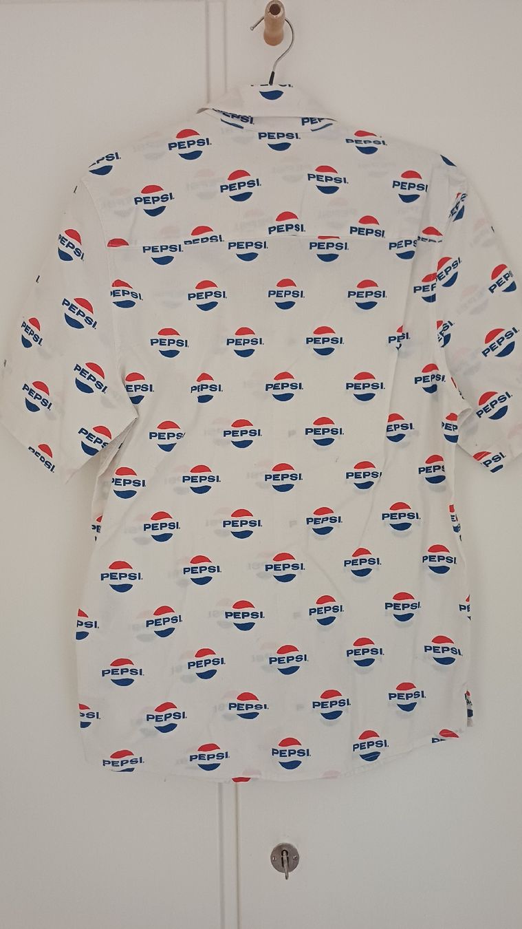 H&M Camicie: Chemise motif Pepsi – Usato da Vevey venduto da Veveybien 1