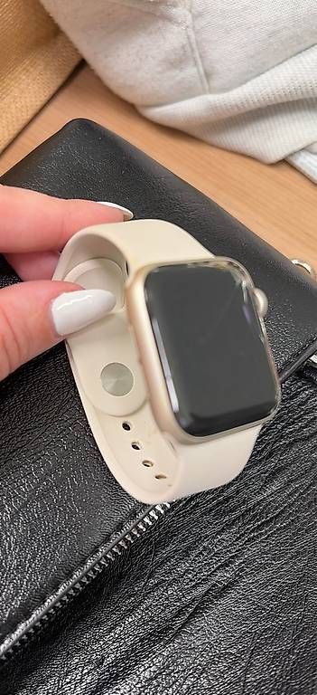 Smartwatch: Vendo apple watch  – Usato da S. Vittore venduto da sir_sjl5