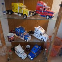 TRUCKS. USA  1/25