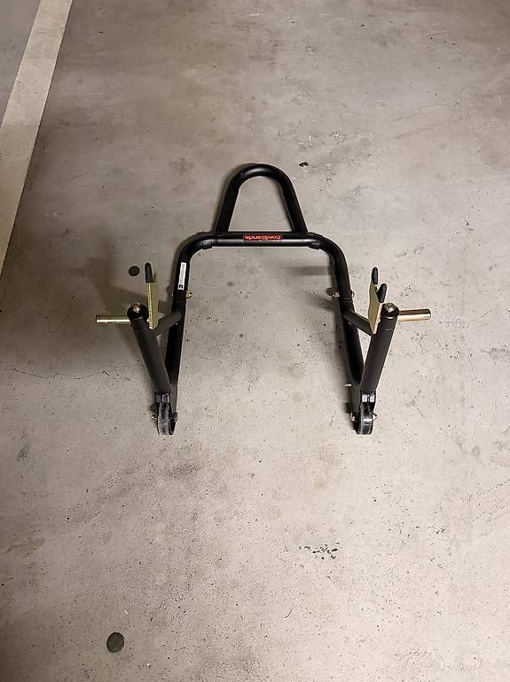 Stander: Motorrad Ständer – Usato da Muri AG venduto da GIRO777 1