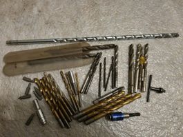 Bohrer Set Konvolut Metallbohrer Bits gebraucht</div>
