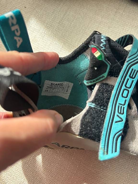 Scarpa Scarpe da donna: Scarpa Veloce Kletterschuhe Gr 38 – Usato da Küttigen venduto da san_2x92 3