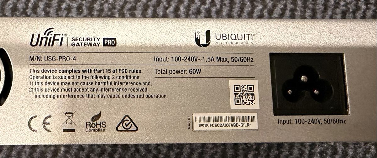 Ubiquiti Modem & Router: Ubiquiti USG-PRO-4 – Usato da Heerbrugg venduto da predch 1