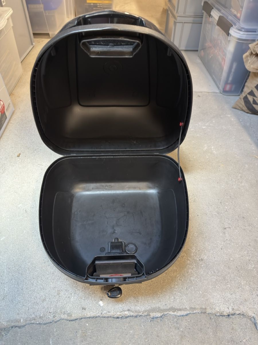 Givi Topcase: Givi Topcase – Gebraucht aus Aesch BL von Jos_5tqs 2