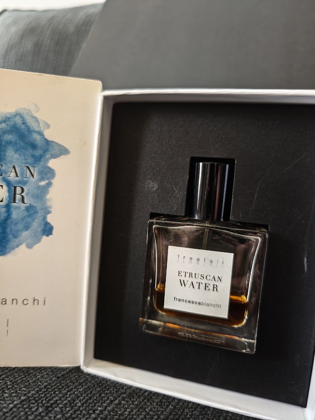 Profumi & Eau de Toilette: francesca bianca Etruscan Water – Usato da Steinhausen venduto da xDiable