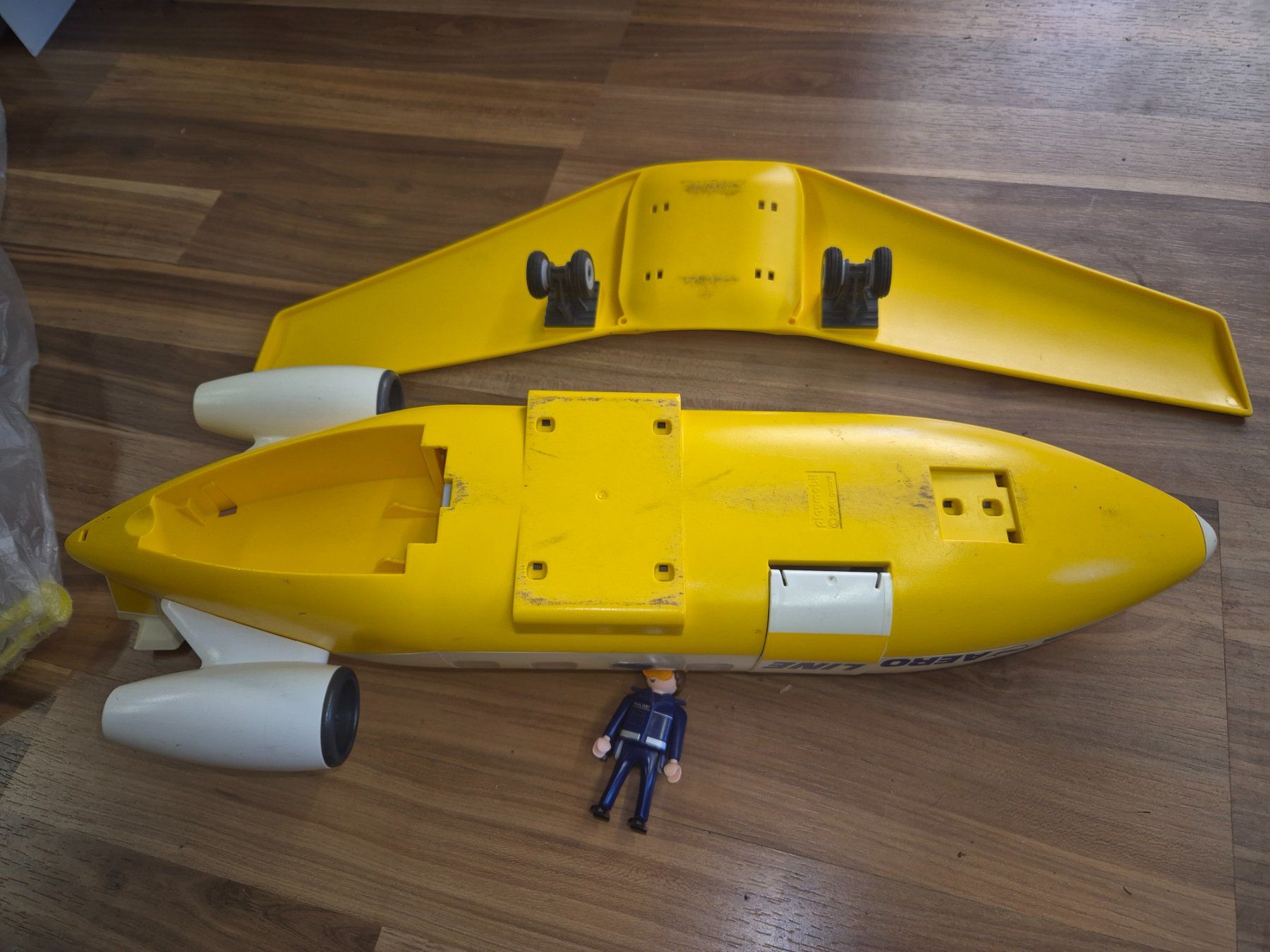Playmobil Jouets: Playmobil Flugzeug Aero Line mit Pilot def – D'occasion à Schwarzenburg par Flamingo07 1