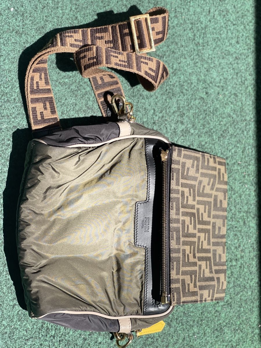 Fendi Taschen: Fendi Umhang Tasche – Gebraucht aus Spreitenbach von Erjon_bu 3