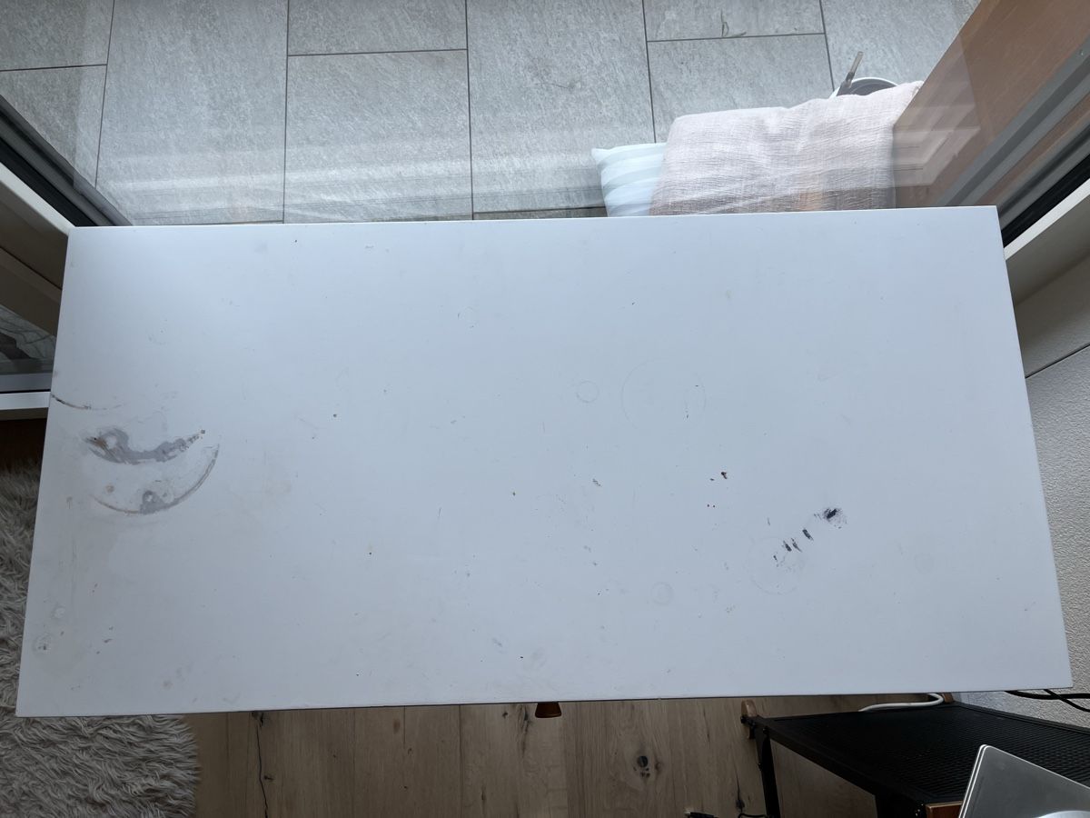Scrivanie: Ikea Schreibtisch gratis – Usato da Rickenbach SZ venduto da verovallieres 1
