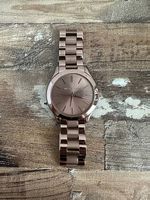 Damen Uhr