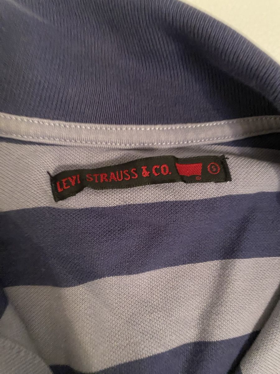 Levi's Polo-Shirts: Levis Polo tshirt – Gebraucht aus Opfikon von Luis144 1